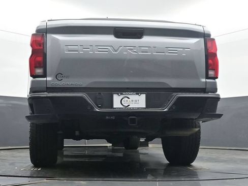 Used 2025 Chevrolet Colorado Z71 w/ Technology Package AWD/4WD image 48