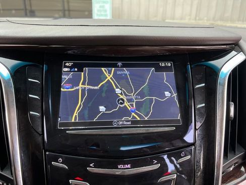 Used 2017 Cadillac Escalade image 24