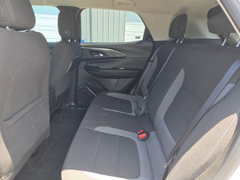 Certified 2022 Chevrolet TrailBlazer LT w/ Convenience Package FWD image 13