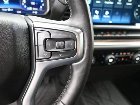 Used 2023 Chevrolet Silverado 1500 LT AWD/4WD image 29