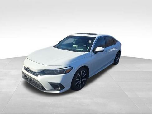 Used 2023 Honda Civic EX image 2