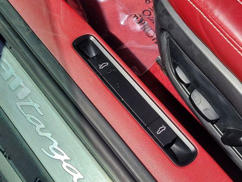 Certified 2021 Porsche 911 Targa 4S image 27