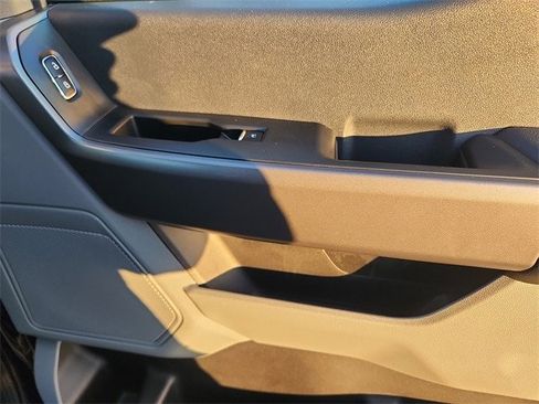 Certified 2025 Ford F350 XLT w/ Snow Plow/Camper Package image 33