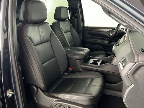 Used 2022 Chevrolet Tahoe RST w/ Luxury Package AWD/4WD image 24