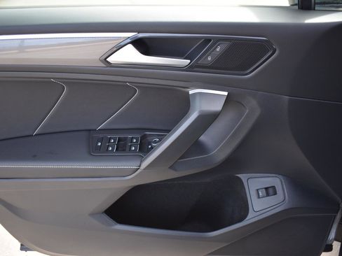 Used 2024 Volkswagen Tiguan SE R-Line w/ MDO Package, Two-Row image 22