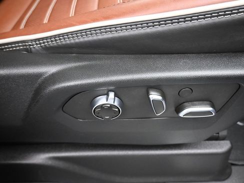 Used 2023 GMC Yukon XL Denali Ultimate image 62