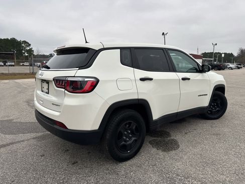 Used 2020 Jeep Compass Sport image 7