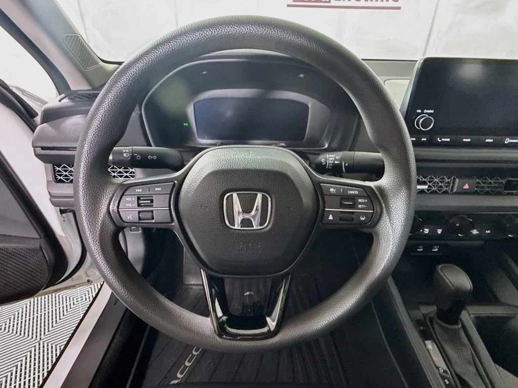 Used 2024 Honda Accord EX image 18