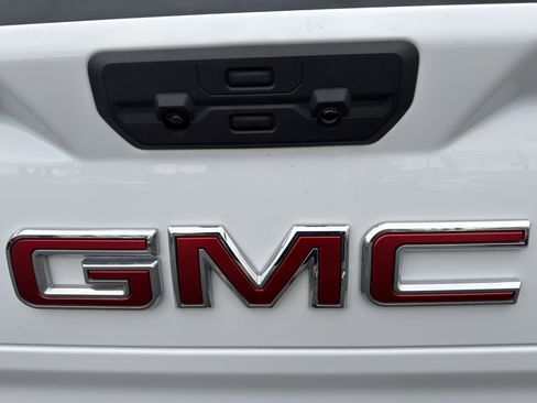 Used 2026 GMC Sierra 1500 SLT RWD image 46
