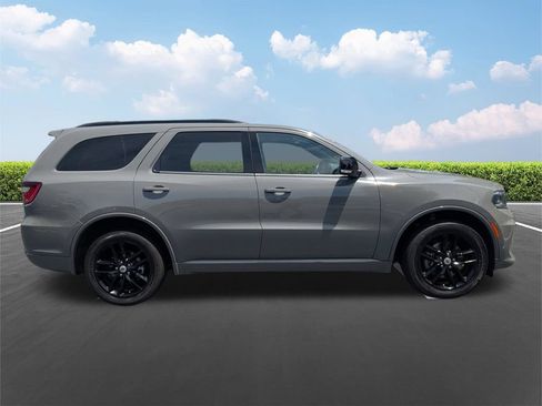 Used 2024 Dodge Durango GT AWD/4WD image 3