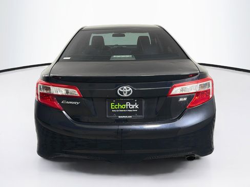 Used 2014 Toyota Camry SE FWD image 7
