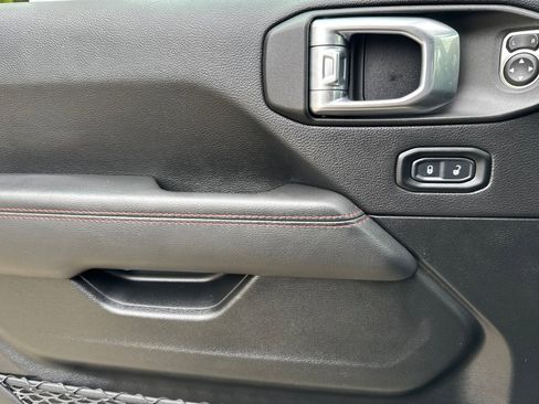 Used 2021 Jeep Wrangler Unlimited Rubicon image 10