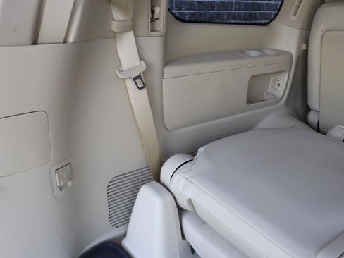 Used 2014 Lexus LX 570 4WD image 44