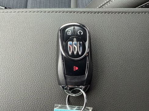 New 2026 Buick Envista Preferred image 28