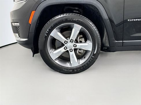 Used 2021 Jeep Grand Cherokee L Limited RWD image 13
