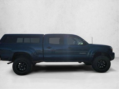 Used 2005 Toyota Tacoma 4x4 Double Cab image 4