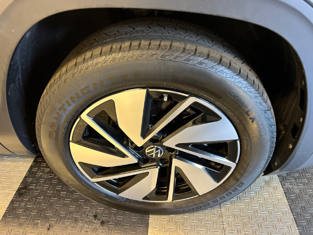 Certified 2024 Volkswagen Atlas SE AWD/4WD image 10