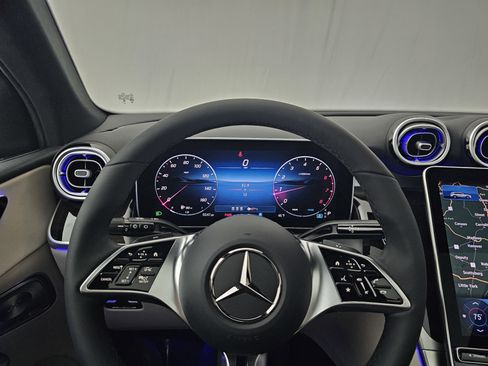 New 2026 Mercedes-Benz GLC 300 4MATIC image 36