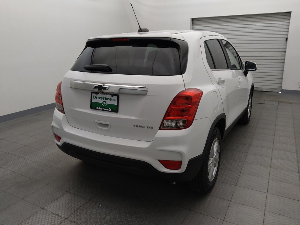 Used 2020 Chevrolet Trax LS w/ Tint and Cruise Package FWD image 7