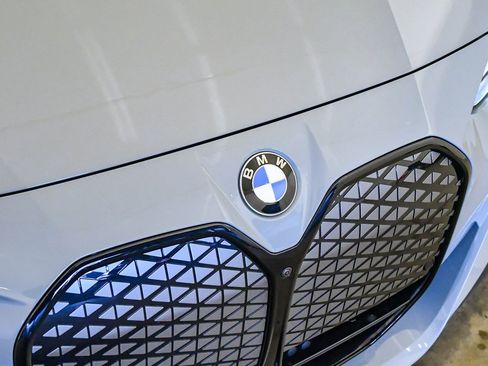 New 2026 BMW i4 eDrive40 w/ M Sport Package image 8