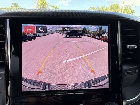 Used 2025 RAM 1500 Big Horn AWD/4WD image 17