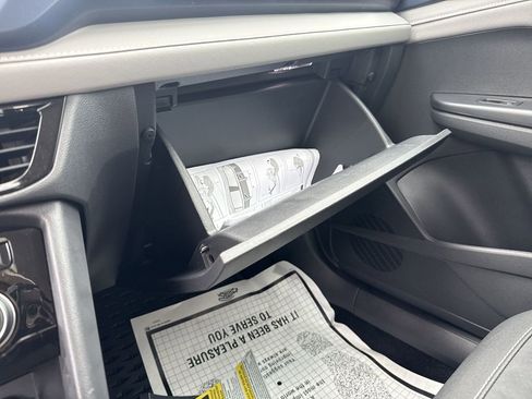 New 2024 Volkswagen Taos SE AWD/4WD image 41