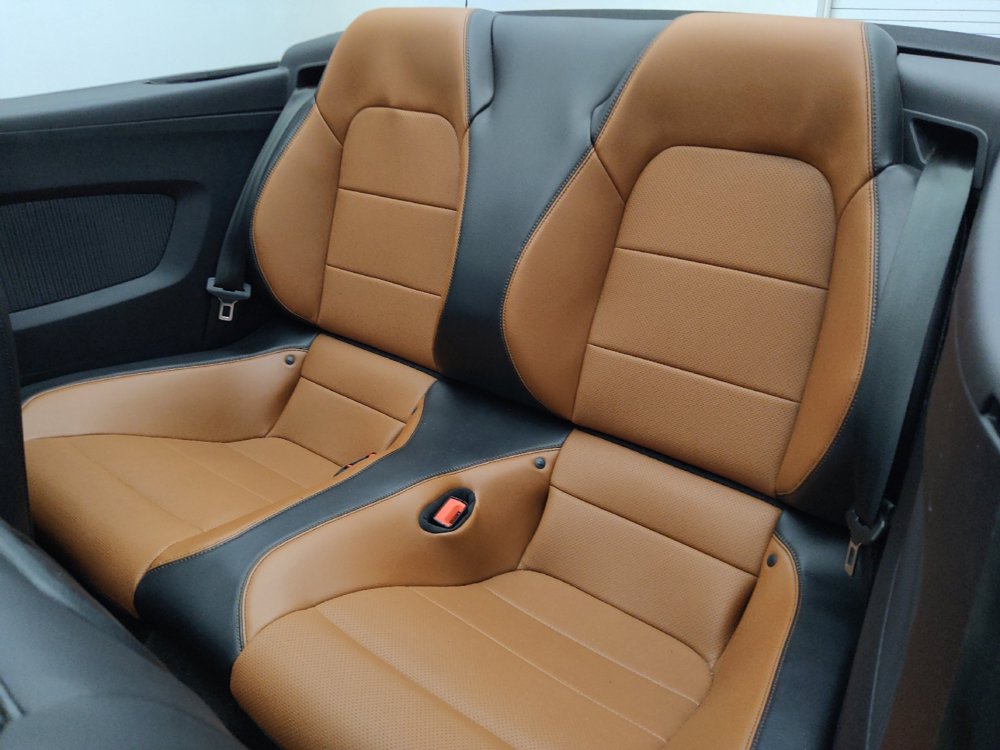 Used 2018 Ford Mustang Premium RWD image 18