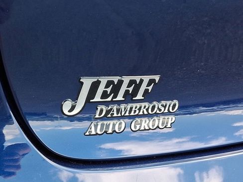 Used 2024 Porsche Macan image 34