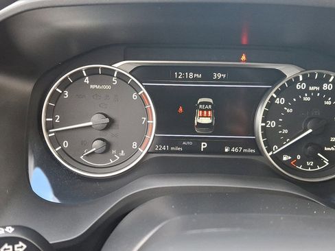 Certified 2025 Nissan Rogue SV image 18