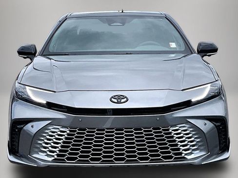 Used 2025 Toyota Camry XSE w/ Premium Plus Package image 3