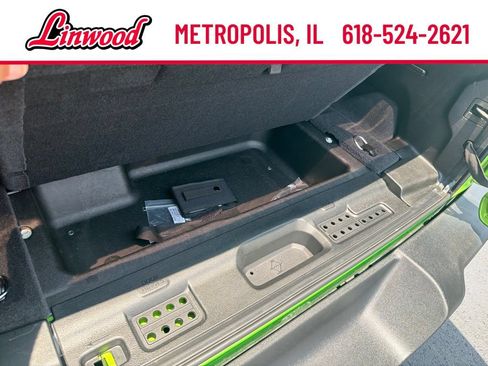 Used 2025 Jeep Wrangler Sport AWD/4WD image 12