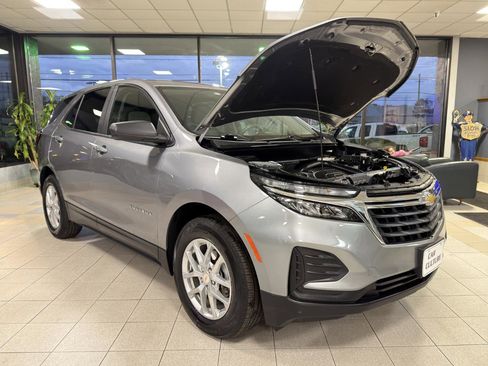 Used 2024 Chevrolet Equinox LS w/ LPO, Floor Liner Package FWD image 38