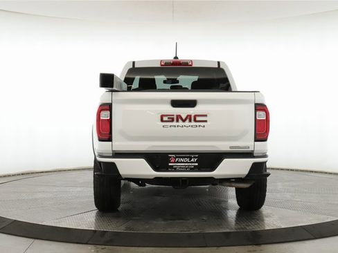 Used 2024 GMC Canyon Elevation w/ Trailering Package image 11