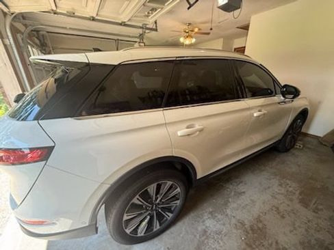 Used 2021 Lincoln Corsair Reserve FWD image 3