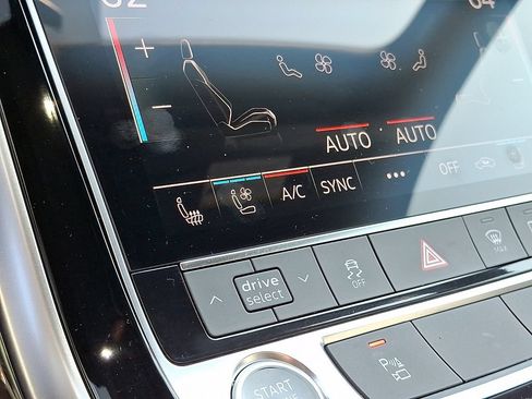 Used 2023 Audi Q7 3.0T Premium Plus w/ Premium Plus Package AWD/4WD image 26