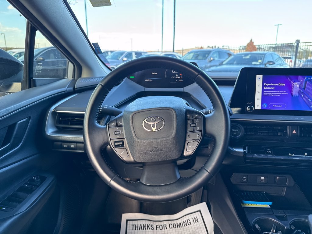 Used 2024 Toyota Prius LE FWD image 27