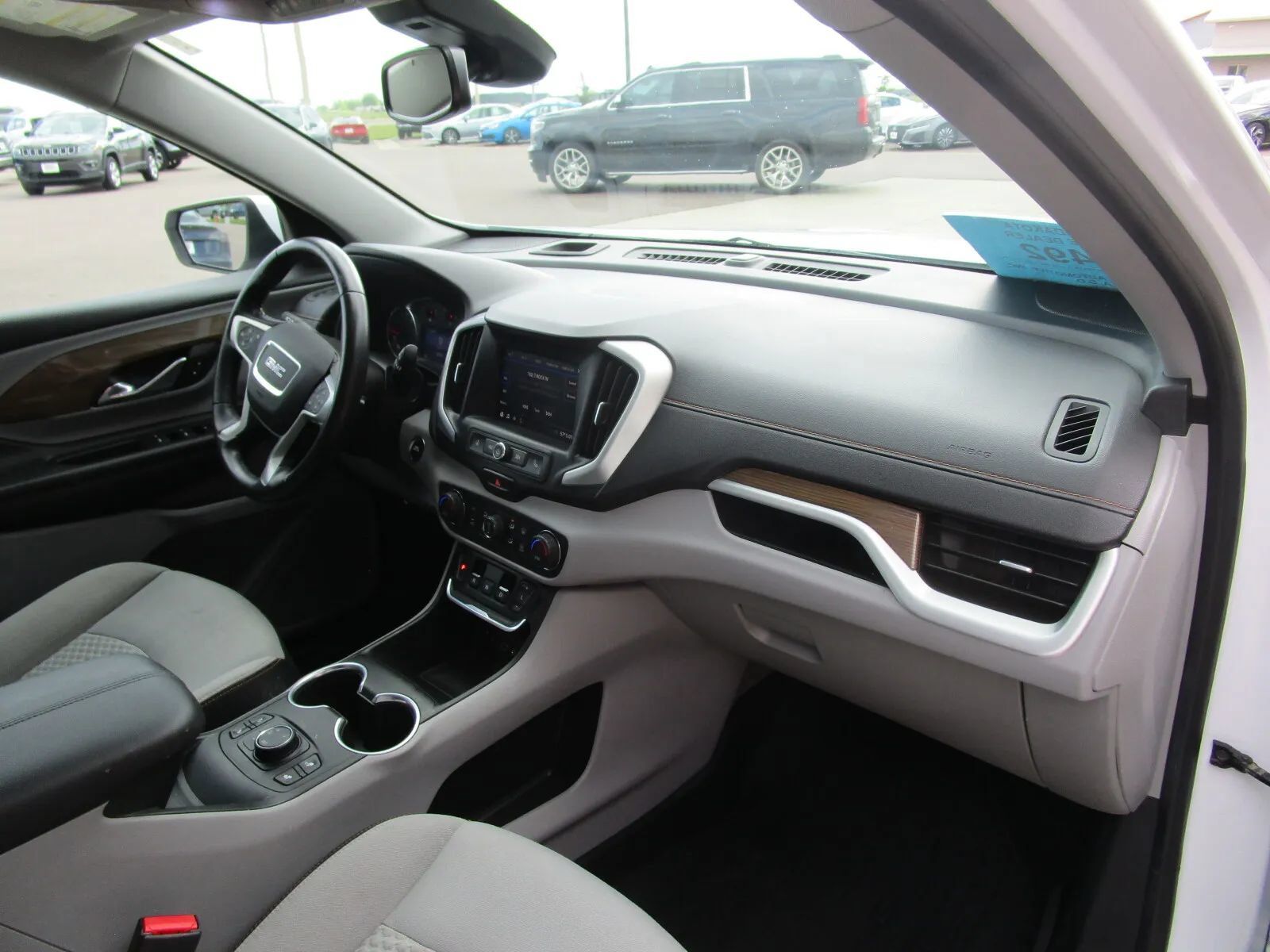 Used 2021 GMC Terrain SLE w/ Driver Convenience Package AWD/4WD image 16