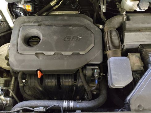 Used 2019 Hyundai Santa Fe SEL FWD image 30