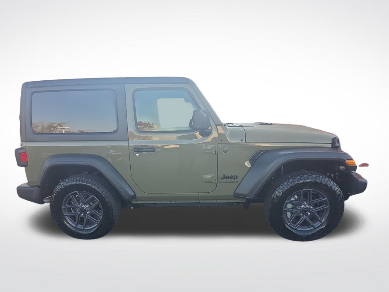 Used 2025 Jeep Wrangler Sport AWD/4WD image 8