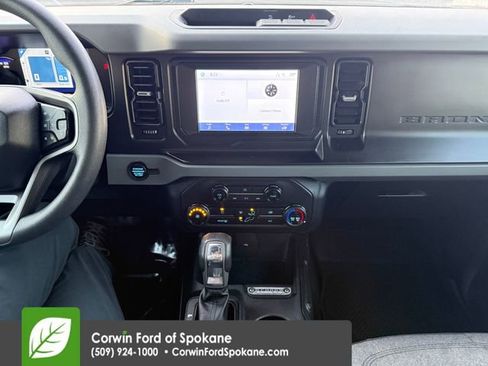Certified 2022 Ford Bronco Base image 28