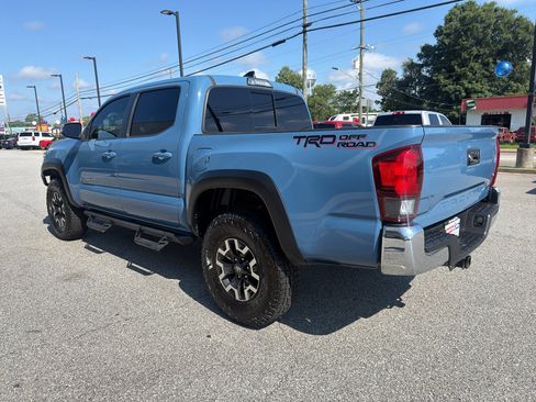 Used 2019 Toyota Tacoma TRD Off-Road RWD image 7