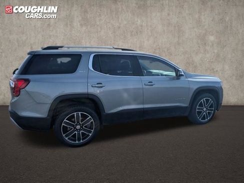 Used 2023 GMC Acadia SLT w/ Technology Package AWD/4WD image 9