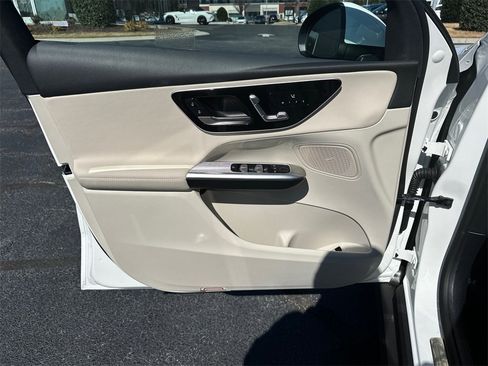 Certified 2026 Mercedes-Benz GLC 300 4MATIC image 10