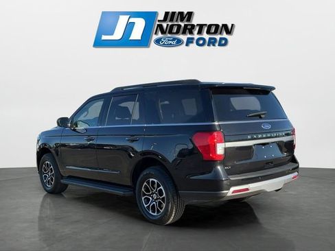 Used 2024 Ford Expedition XLT image 5