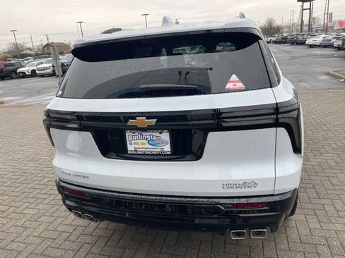 New 2026 Chevrolet Traverse High Country w/ LPO, Floor Liner Package FWD image 6