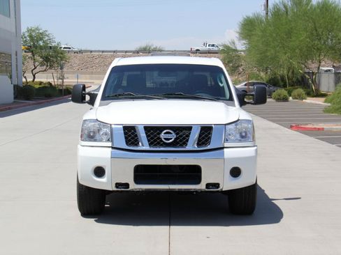 Used 2008 Nissan Titan SE AWD/4WD image 2