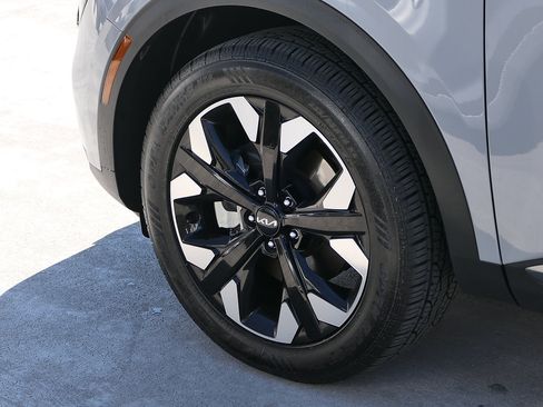 Used 2023 Kia Sportage X-Line w/ X-Line Premium Package AWD/4WD image 8
