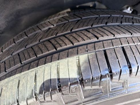 Used 2023 Ford Explorer XLT w/ Equipment Group 202A image 29