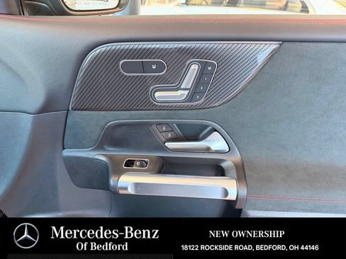New 2026 Mercedes-Benz GLB 35 AMG 4MATIC image 27