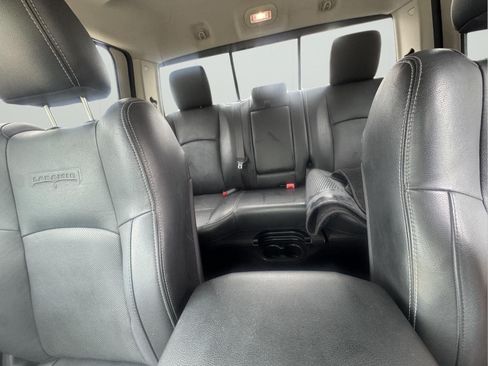 Used 2016 RAM 1500 Laramie w/ Convenience Group AWD/4WD image 26